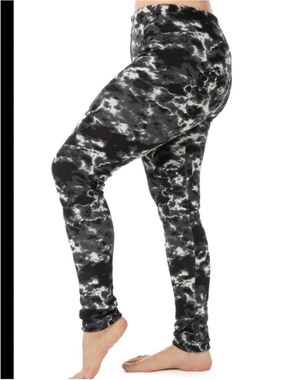 3 for $19 Just cozy fuzzy Abstract Print Leggings in Black & White size xs/s